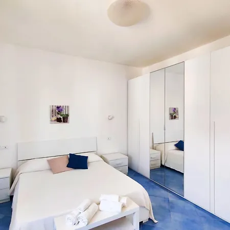 Azure * Sperlonga
