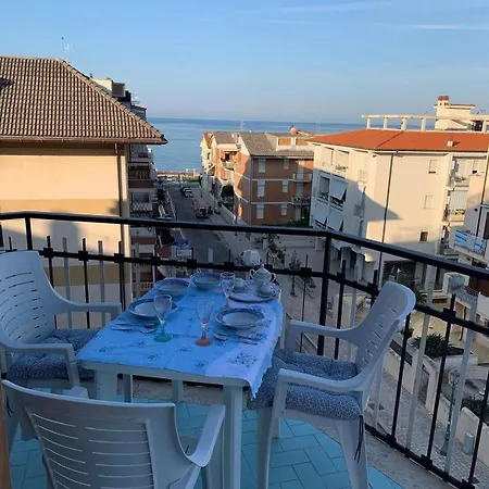 Azure Sperlonga