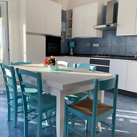 Azure Apartment *